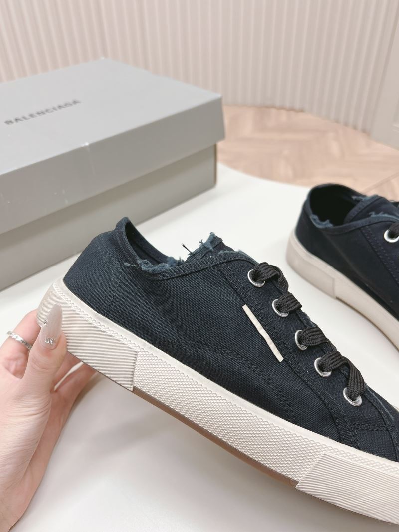 Balenciaga Low Shoes